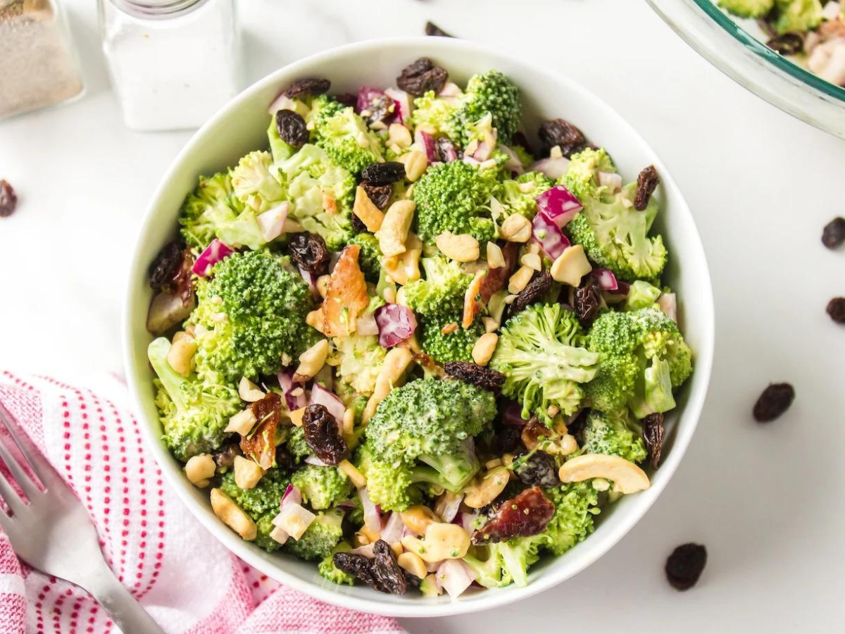 Broccoli crunch salad