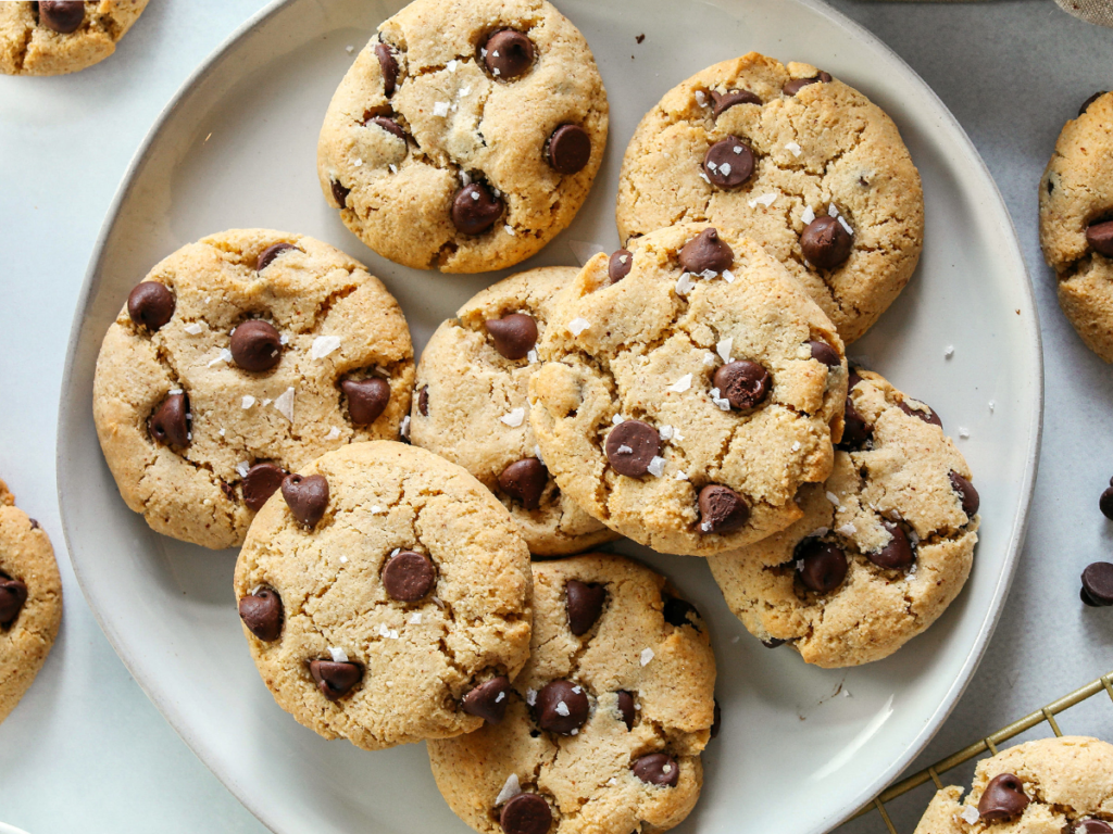 Eggless chocolate chip cookies